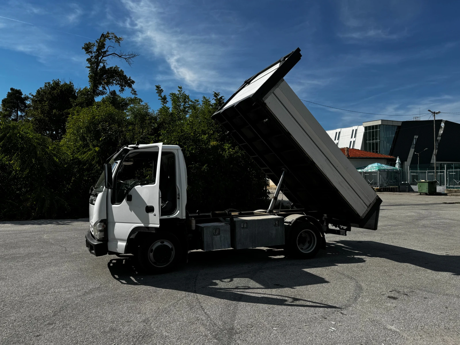 Isuzu Npr 77G Тристранен самосвал в ТОП състояние!, снимка 1