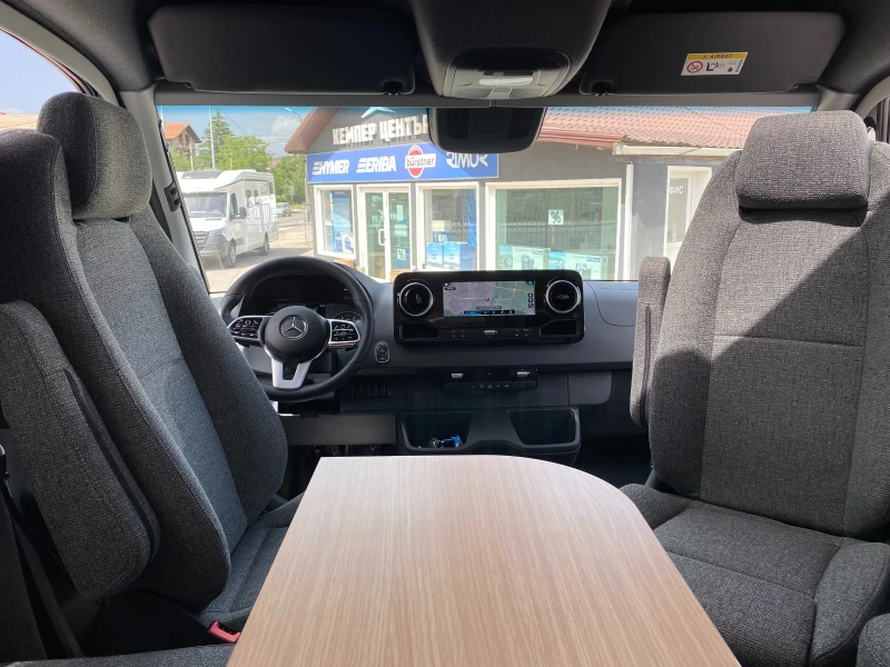 Кемпер HYMER / ERIBA MERCEDES S685. 3500 kg. ДВОЕН ПОД KЛИМАТИК WEBASTO, снимка 6 - Каравани и кемпери - 50508375