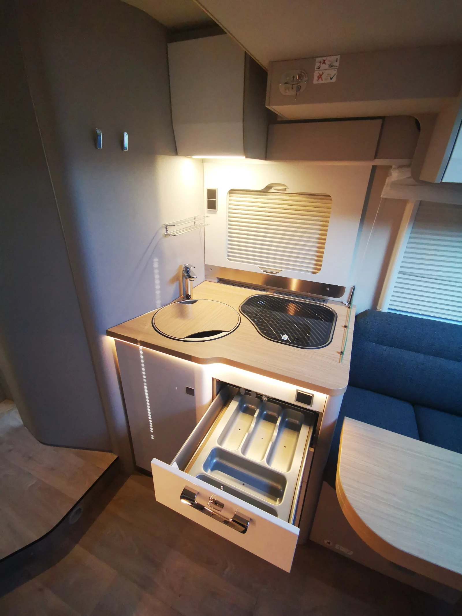  HYMER / ERIBA MERCEDES S685. 3500 kg.   K WEBASTO | Mobile.bg   11