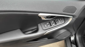 Volvo V40 Cross Country 2.0i, снимка 10
