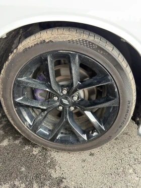 Dodge Challenger Hemi, снимка 9 - Автомобили и джипове - 53668391