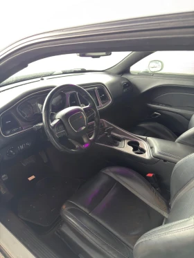 Dodge Challenger Hemi, снимка 6 - Автомобили и джипове - 53668391