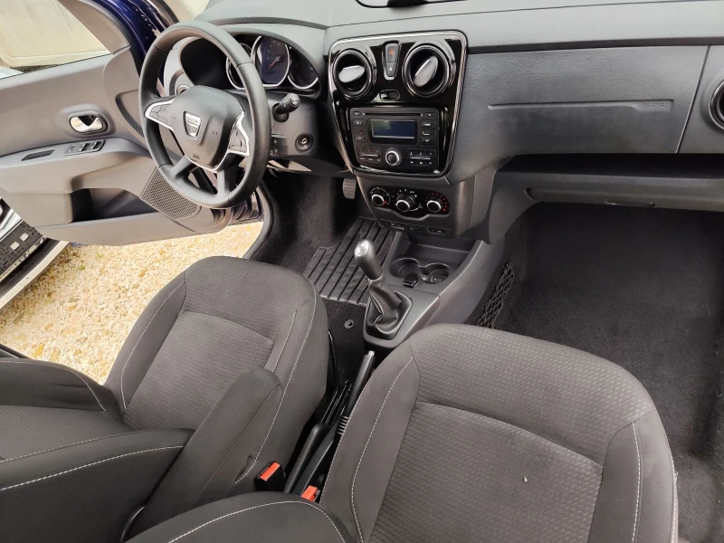 Dacia Lodgy Фейс, снимка 11 - Автомобили и джипове - 47489440