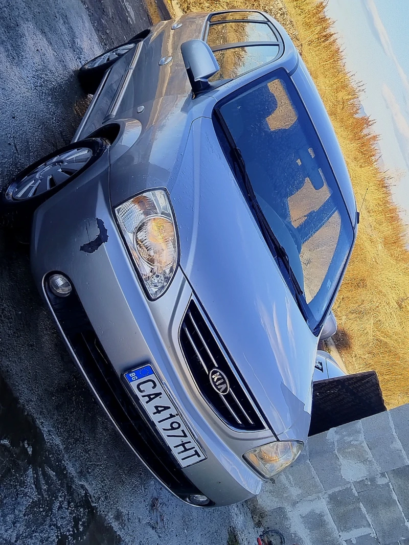 Kia Carens 2.0 CRDI 16v, снимка 6 - Автомобили и джипове - 47319164