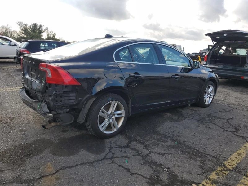 Volvo S60 T5, снимка 3 - Автомобили и джипове - 48158621