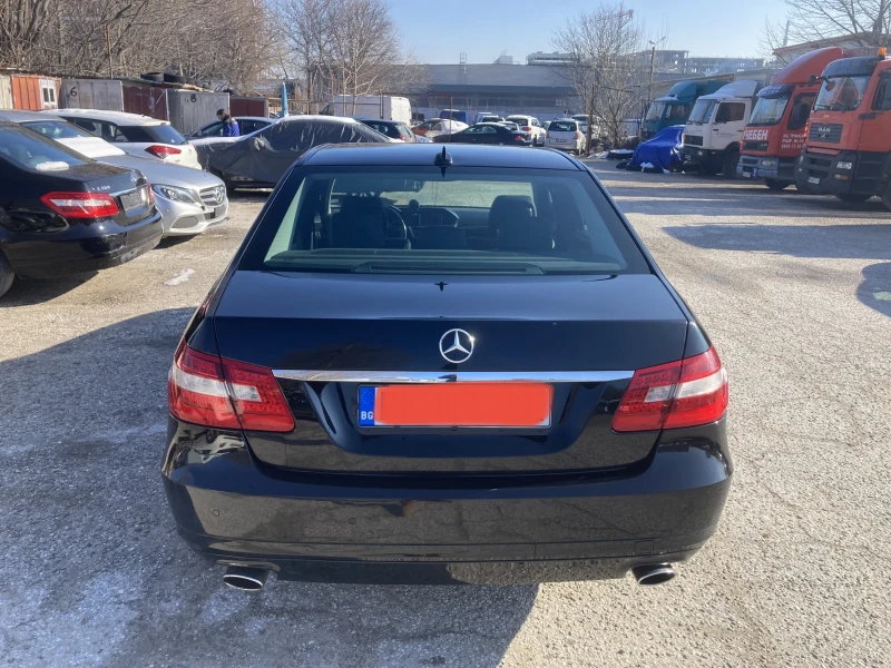 Mercedes-Benz E 300 Дизел, снимка 5 - Автомобили и джипове - 48714817