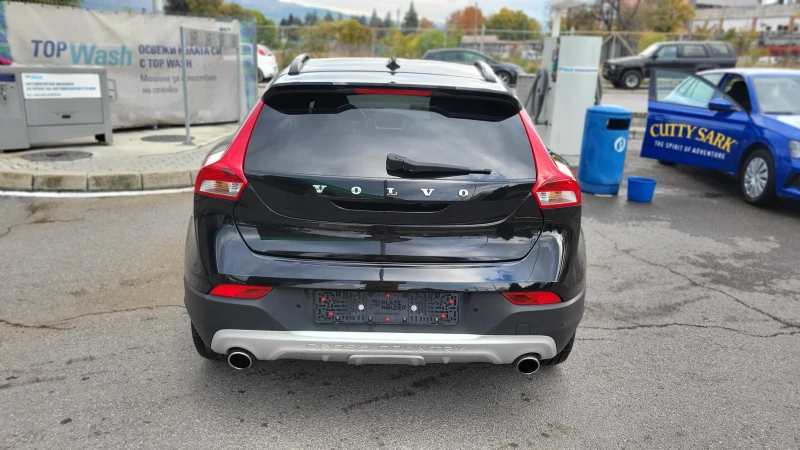 Volvo V40 Cross Country 2.0i, снимка 6 - Автомобили и джипове - 52148525