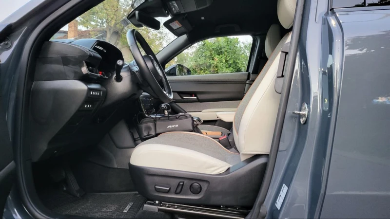 Mazda MX-30 e-SKYACTIV МАКОТО, снимка 9 - Автомобили и джипове - 52257860