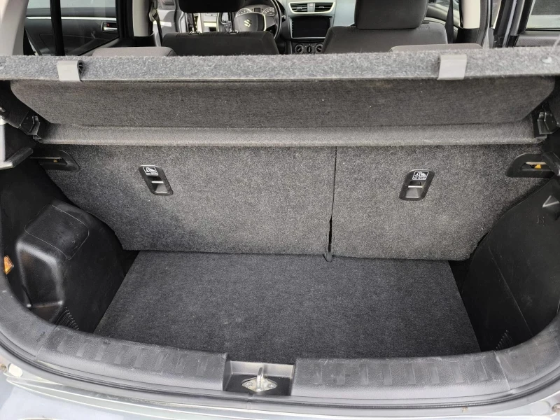Suzuki Swift, снимка 17 - Автомобили и джипове - 53057625