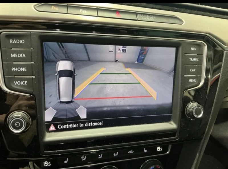 VW Passat 2.0TDI 4MOTION 190кс* HeadUp* DIGITAL* Memory* Mas, снимка 11 - Автомобили и джипове - 53281387