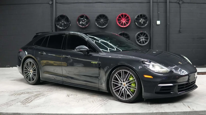 Porsche Panamera 4 E Hybrid Sport Turismo  CARFAX, снимка 8 - Автомобили и джипове - 53417819
