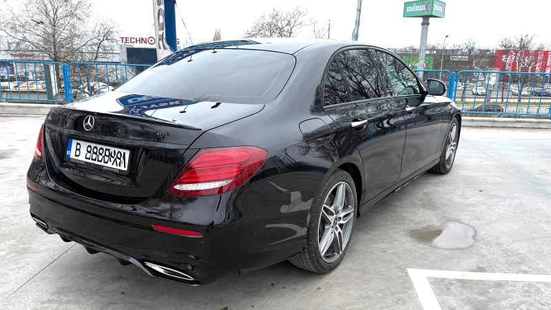 Mercedes-Benz E 400 4Matic/AMG Line/78000Km/Burmester/Panorama, снимка 6 - Автомобили и джипове - 53541153
