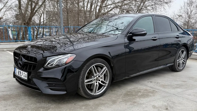 Mercedes-Benz E 400 4Matic/AMG Line/78000Km/Burmester/Panorama, снимка 3 - Автомобили и джипове - 53541153