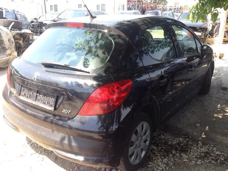 Peugeot 207 1.4i 16v, снимка 5 - Автомобили и джипове - 19559780