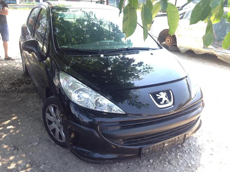 Peugeot 207 1.4i 16v, снимка 1 - Автомобили и джипове - 19559780