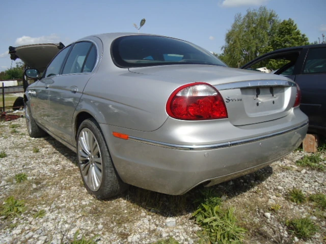 Jaguar S-type 2.7 D AVTOMAT, снимка 2 - Автомобили и джипове - 40718136