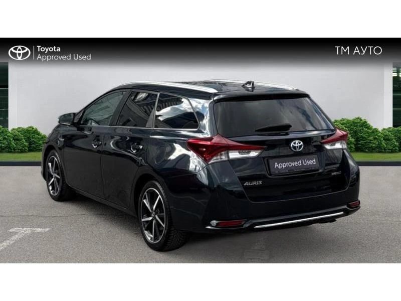 Toyota Auris TS 1.8HSD LUNA PLUS, снимка 2 - Автомобили и джипове - 54133151