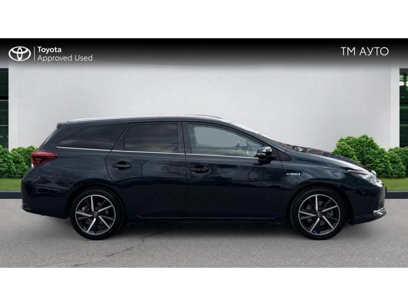 Toyota Auris TS 1.8HSD LUNA PLUS, снимка 17 - Автомобили и джипове - 54133151