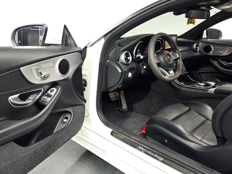 Mercedes-Benz C 200 COUPE, снимка 10 - Автомобили и джипове - 56353830