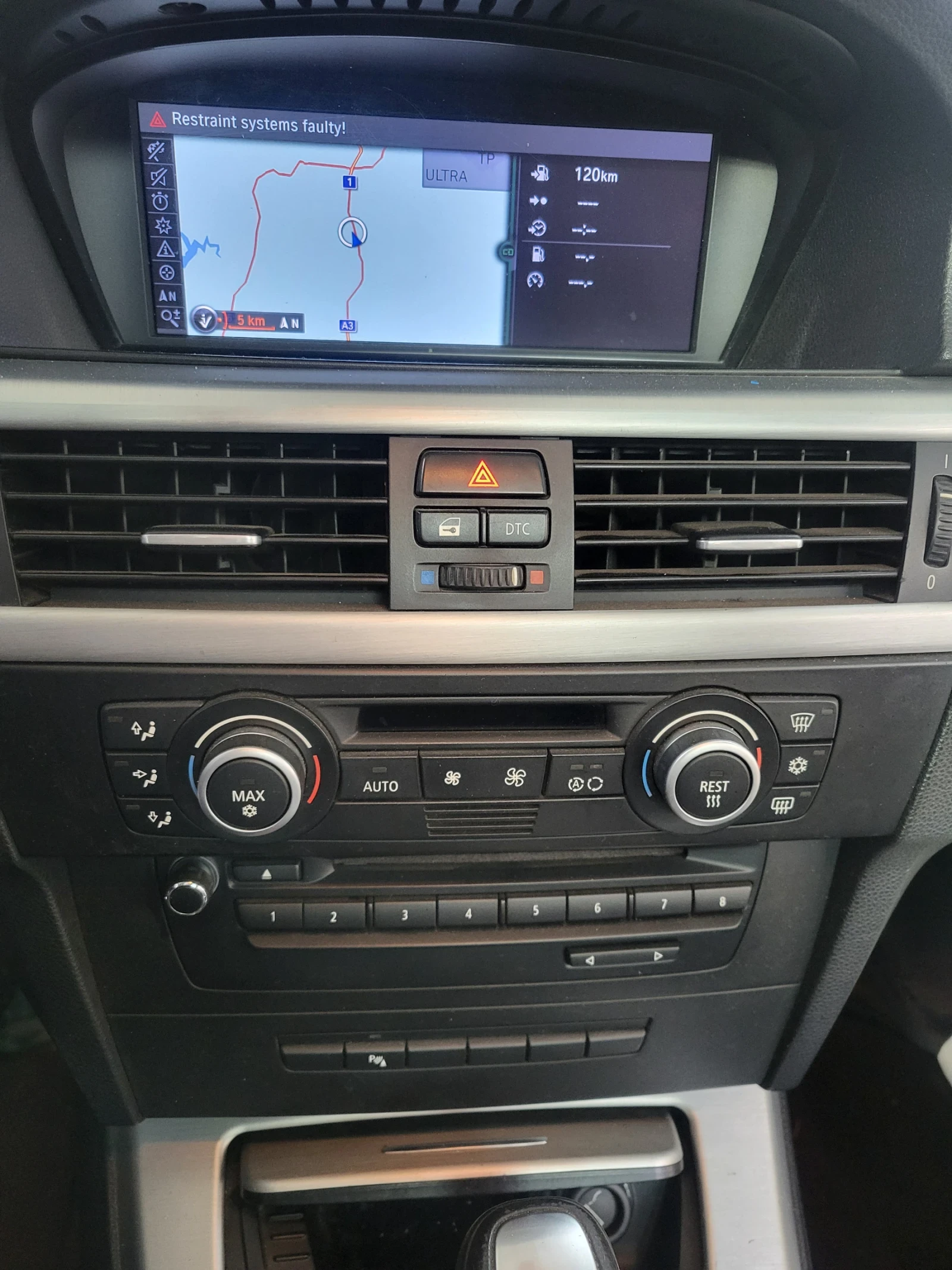 BMW 330, снимка 1