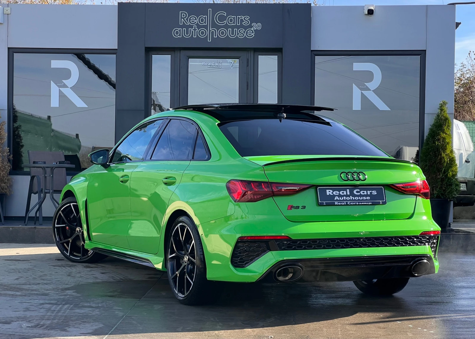 Audi Rs3 *LIMOUSINE*2.5TFSI*PANORAMA*QUATTRO*MATRIX*LE - изображение 3