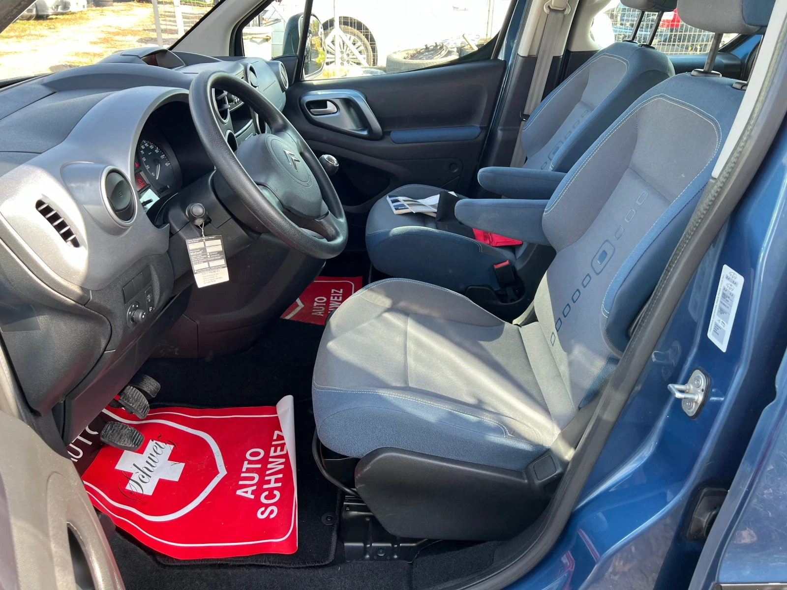 Citroen Berlingo 1.6 i Schweiz - изображение 9