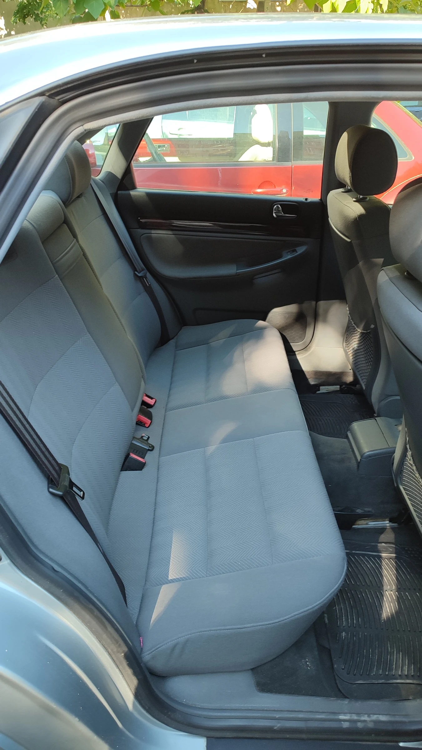 Audi A4  - изображение 5