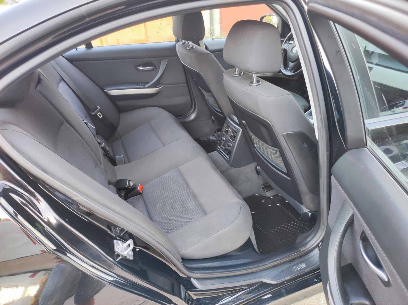 BMW 320 d E90 2.0d 163hp 2010g Face Euro5 - изображение 10
