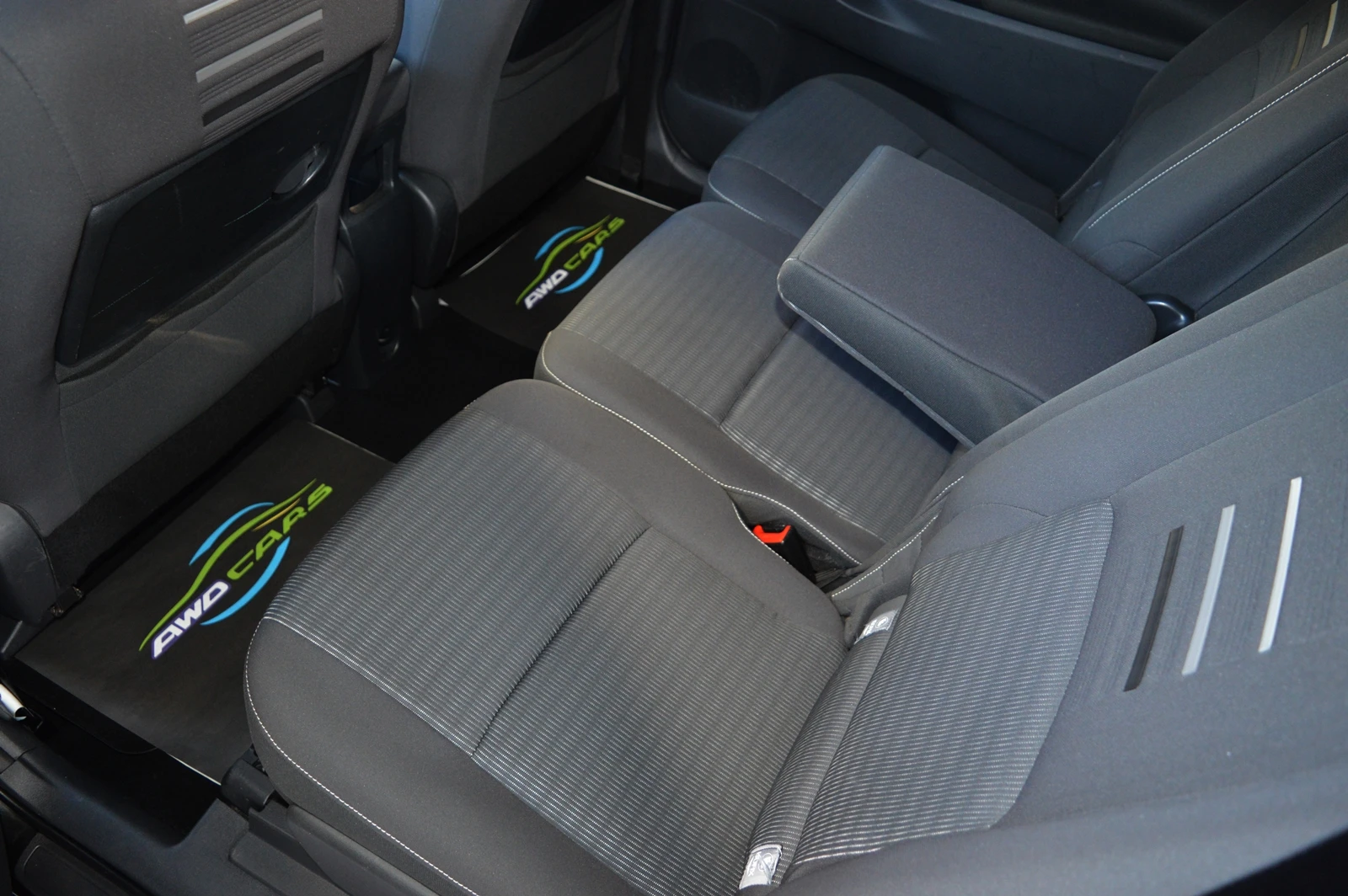 Toyota Verso 1.8i AUTOMAT 7 МЕСТА ШВЕЙЦАРИЯ - изображение 9