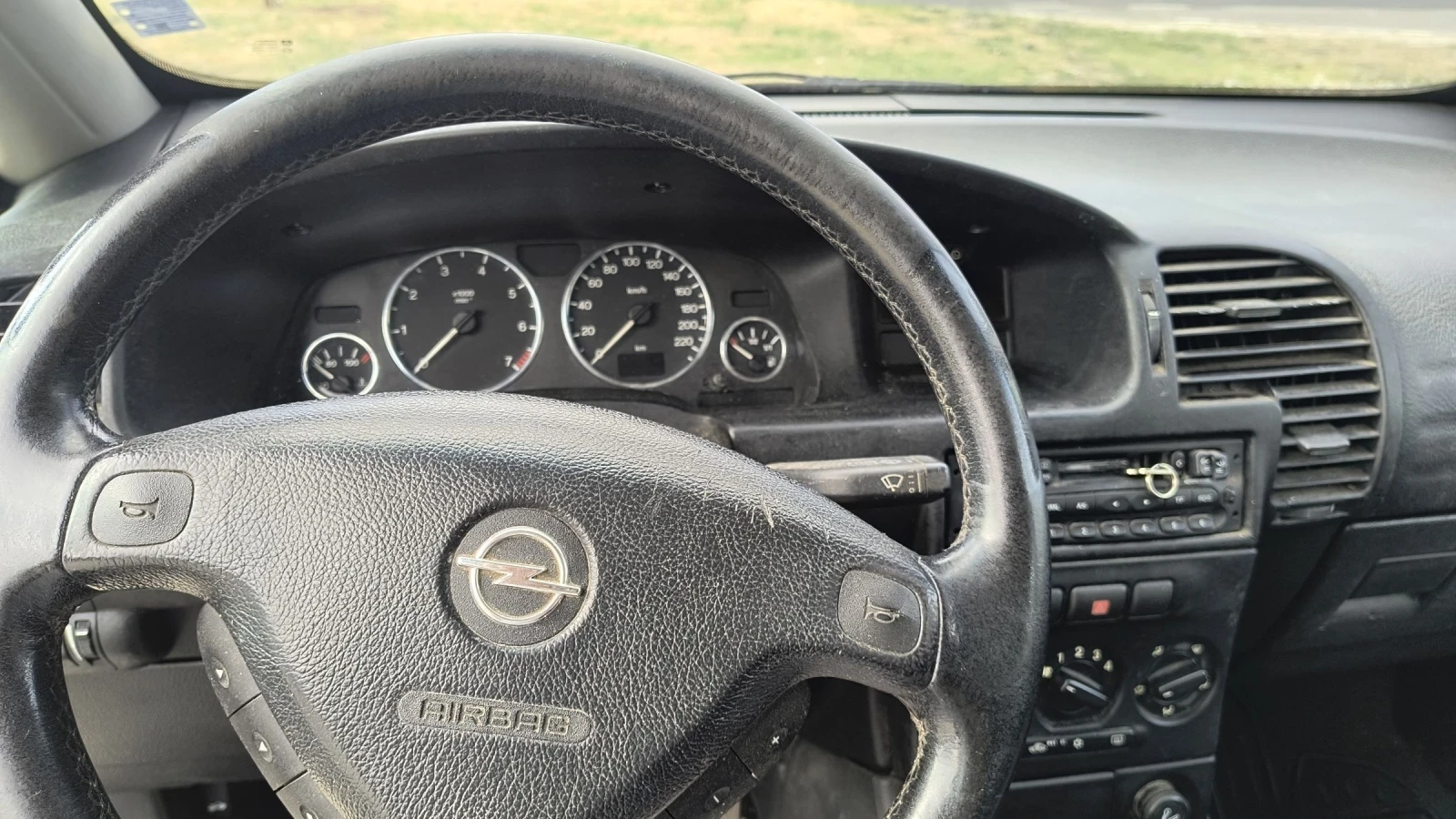 Opel Zafira 1.8i автоматик - изображение 7
