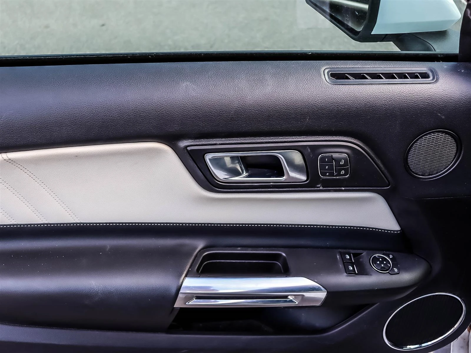 Ford Mustang GT Premium* Авто-Кредит(ЦЕНА ДО БЪЛГАРИЯ) - изображение 5