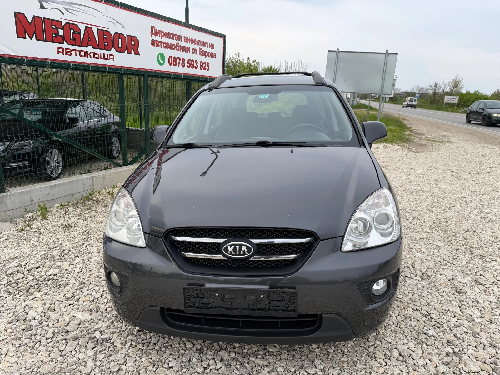 Kia Carens 2.0i/144p.s-Facelift, снимка 5 - Автомобили и джипове - 52806989