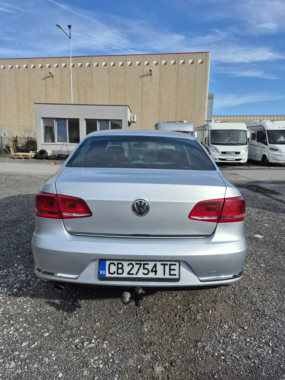 VW Passat 1.6 TDI, снимка 7 - Автомобили и джипове - 54116311