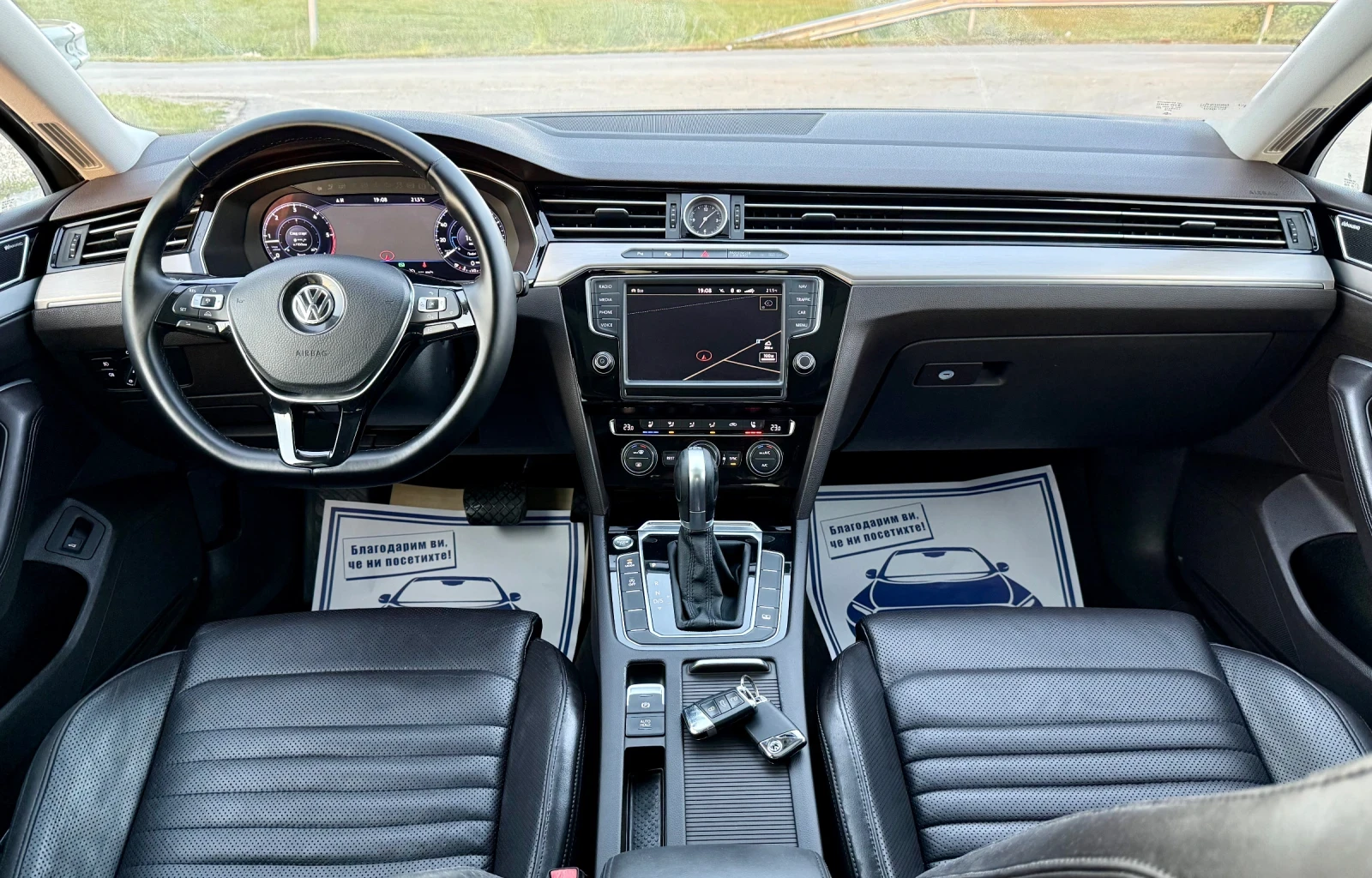 VW Passat 2.0 TDI R-line 150 к.с. , снимка 7 - Автомобили и джипове - 54447729