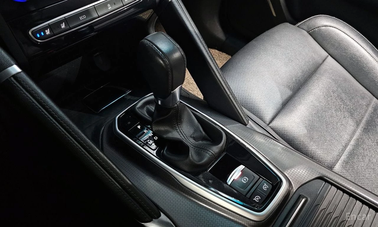Renault Samsung QM6 * КОЖА* ПОДГРЕВ* ОБДУХВАНЕ* КАМЕРА* ЛЕД* , снимка 8 - Автомобили и джипове - 54460270
