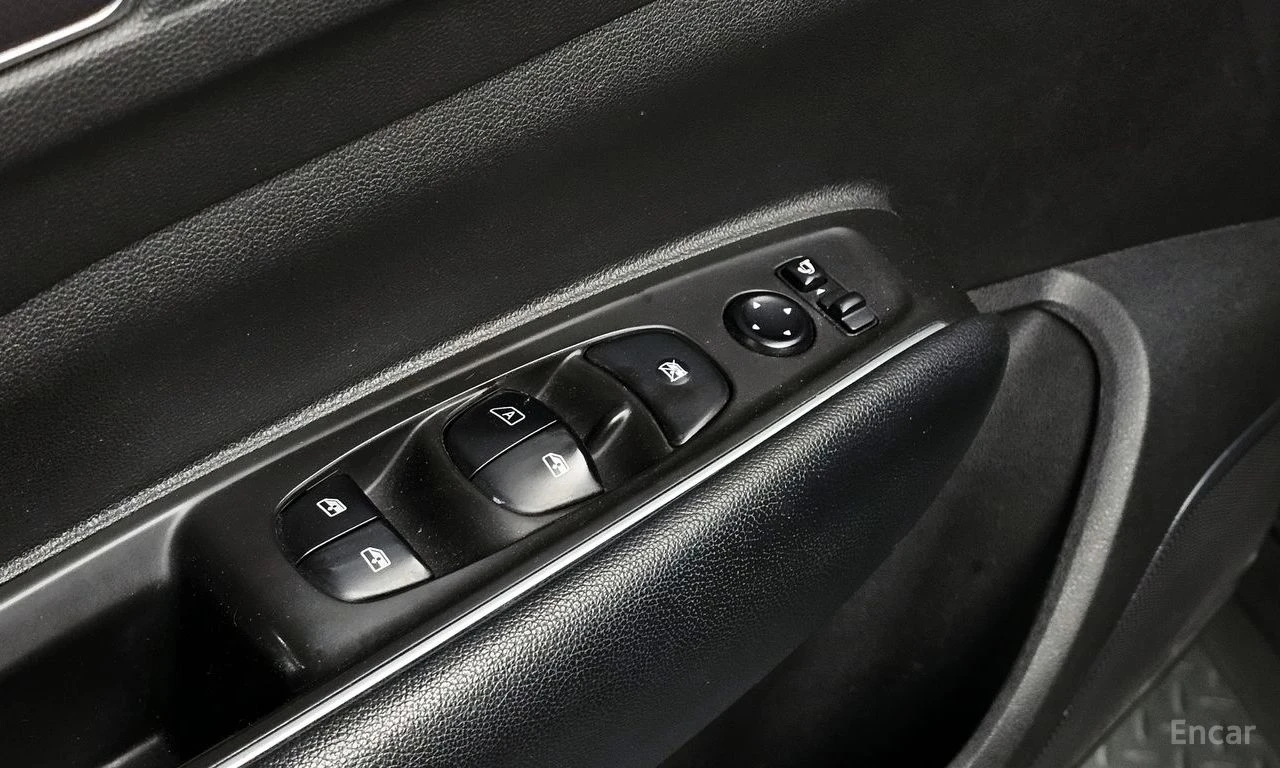 Renault Samsung QM6 * КОЖА* ПОДГРЕВ* ОБДУХВАНЕ* КАМЕРА* ЛЕД* , снимка 13 - Автомобили и джипове - 54460270