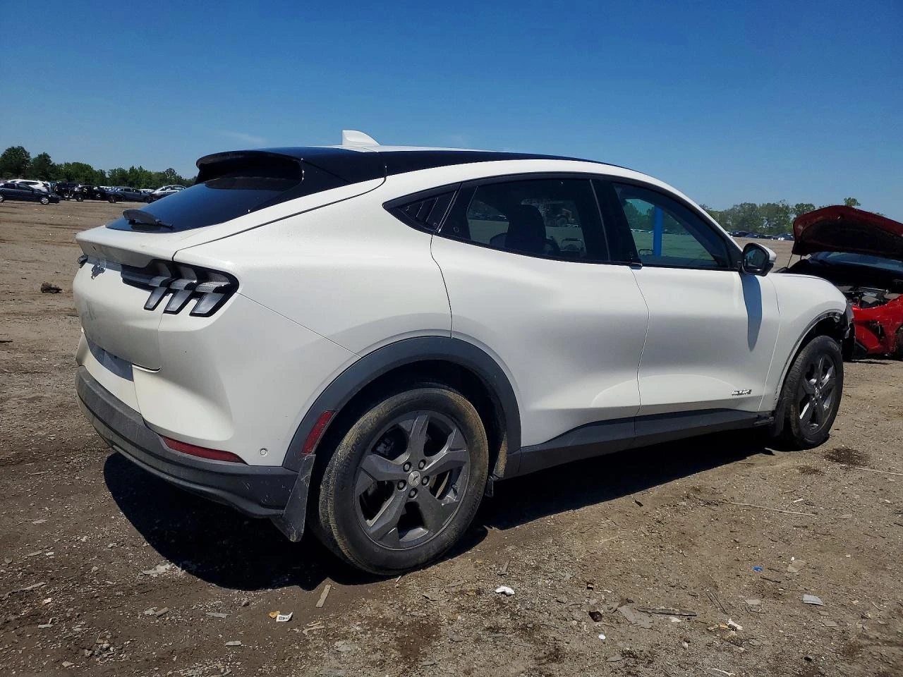 Ford Mustang Mach-E Select, снимка 3 - Автомобили и джипове - 54705943