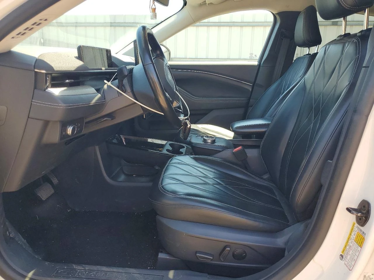 Ford Mustang Mach-E Select, снимка 7 - Автомобили и джипове - 54705943