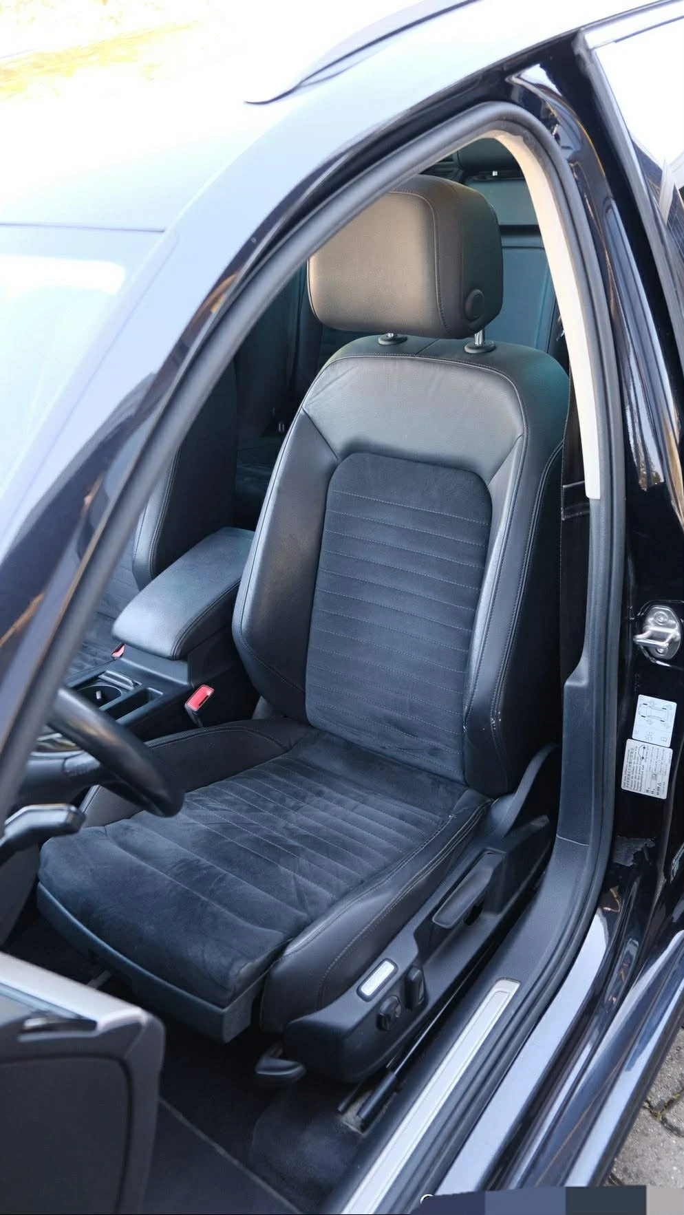 VW Passat 2018 2.0 TDI 4MOTION , снимка 12 - Автомобили и джипове - 54807467