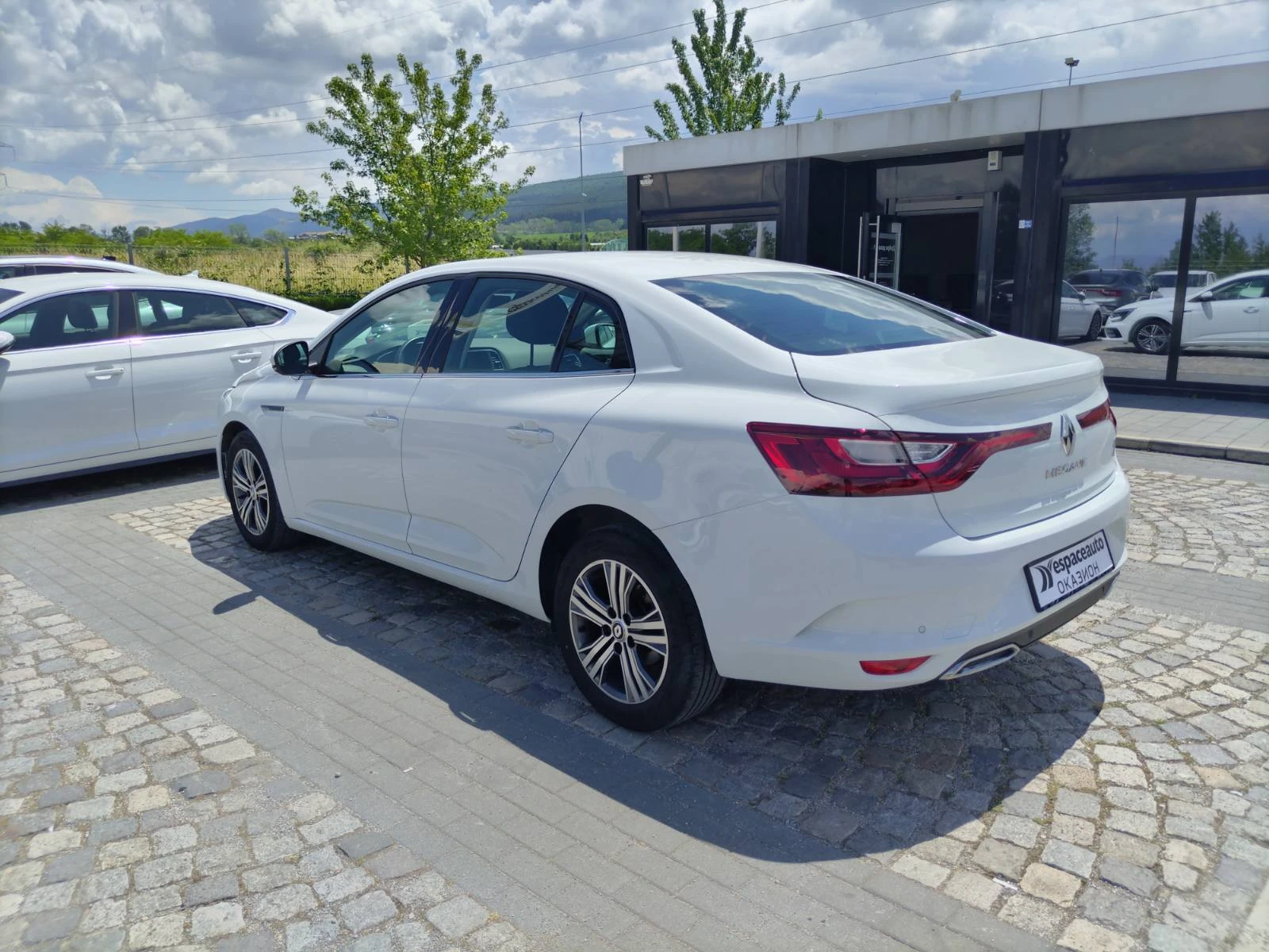 Renault Megane 1.3Tce/ 140�.�. | Mobile.bg � ����������� 6
