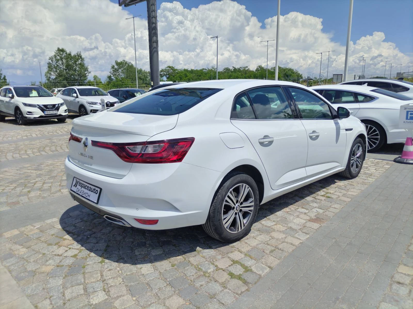 Renault Megane 1.3Tce/ 140�.�. | Mobile.bg � ����������� 4