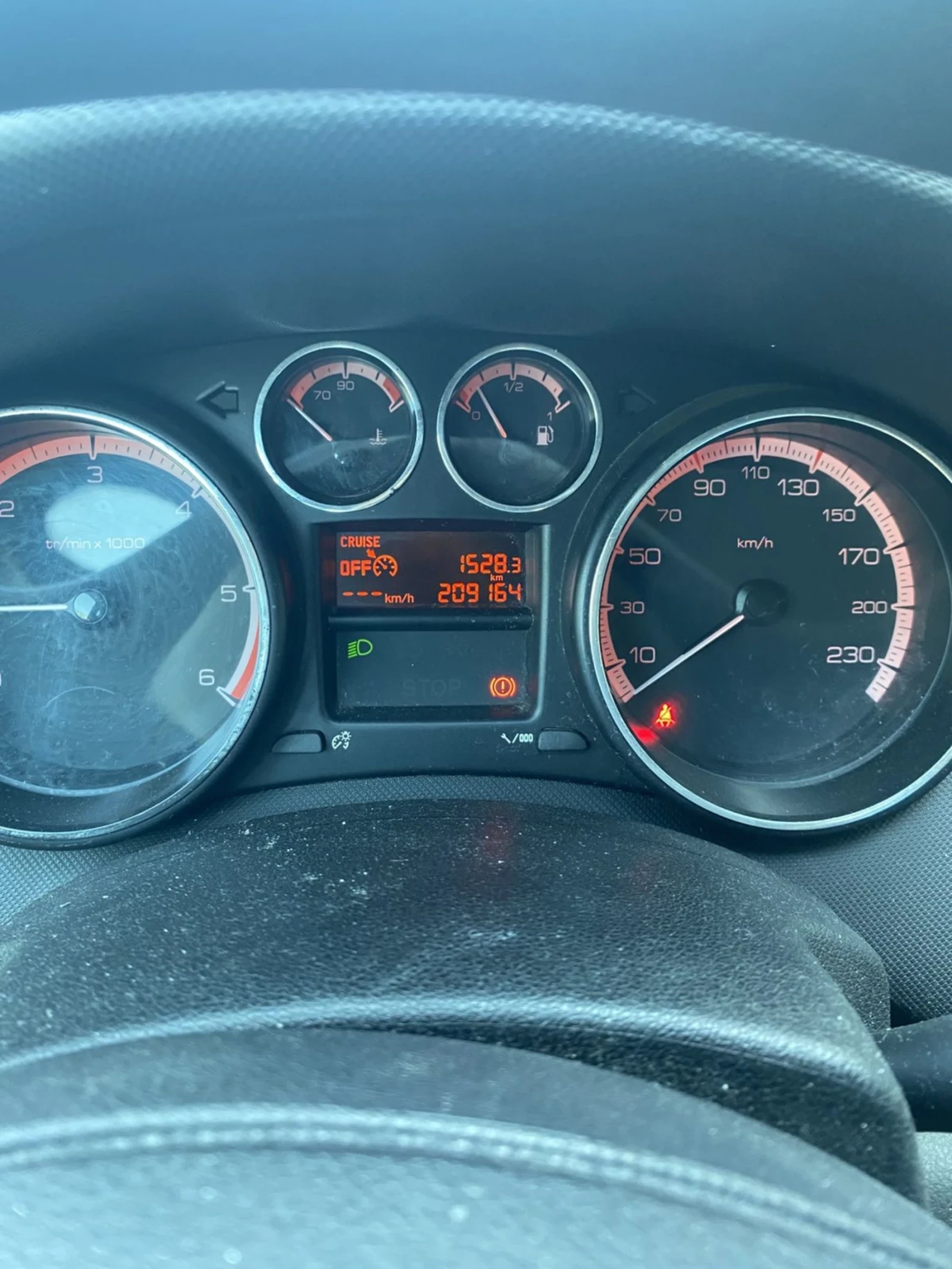Peugeot 308 1.6 SW, снимка 5 - Автомобили и джипове - 55159300