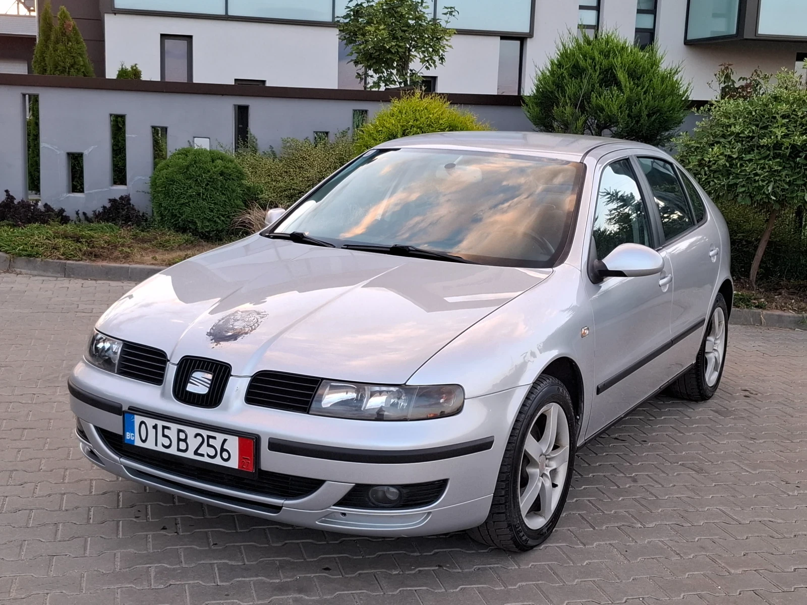 Seat Leon 1.9TDI* (90кс)* * FACELIFT* КОЖА* HOB BHOC* * , снимка 2 - Автомобили и джипове - 55286902