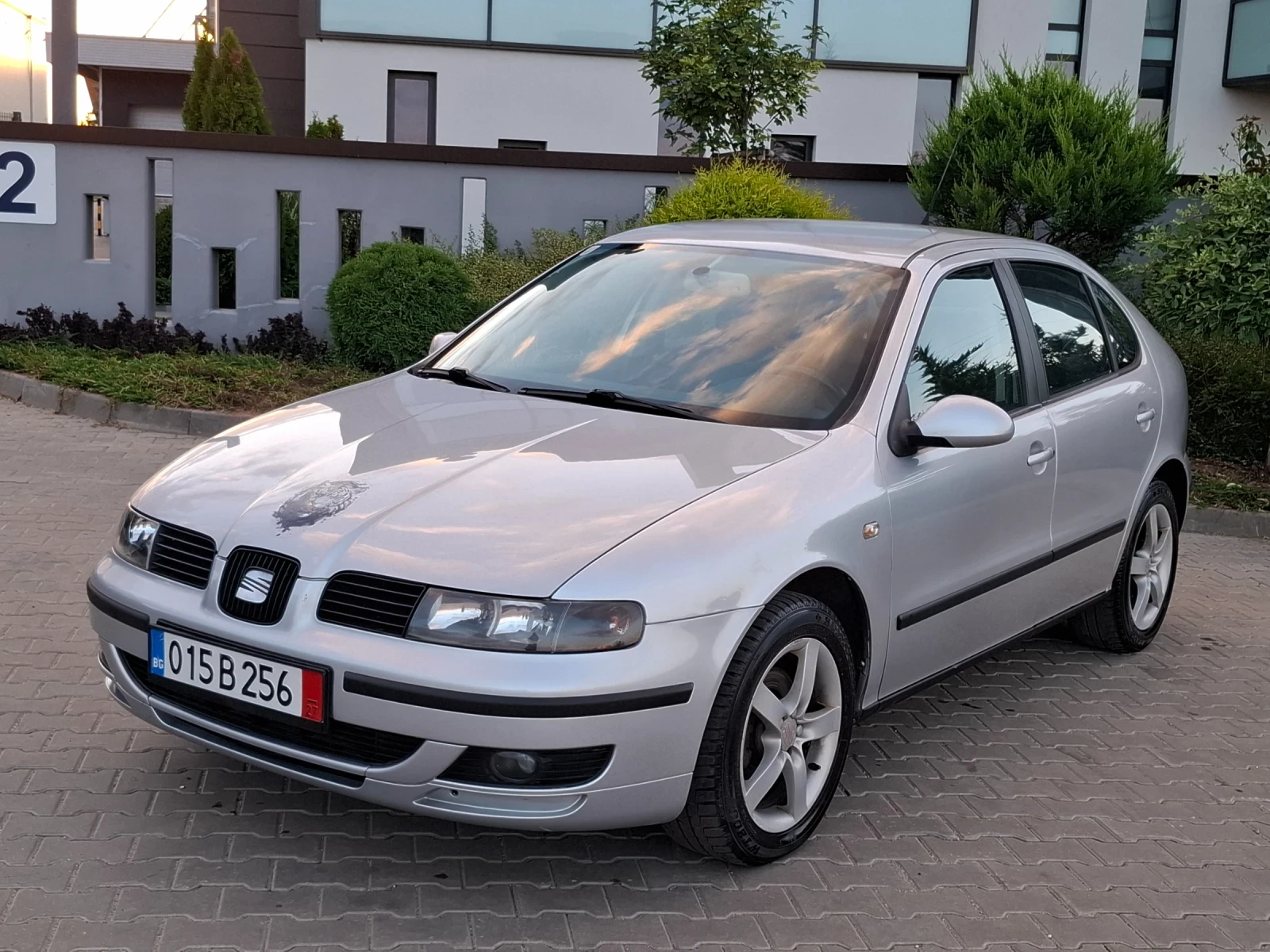 Seat Leon 1.9TDI* (90кс)* * FACELIFT* КОЖА* HOB BHOC* * , снимка 3 - Автомобили и джипове - 55286902