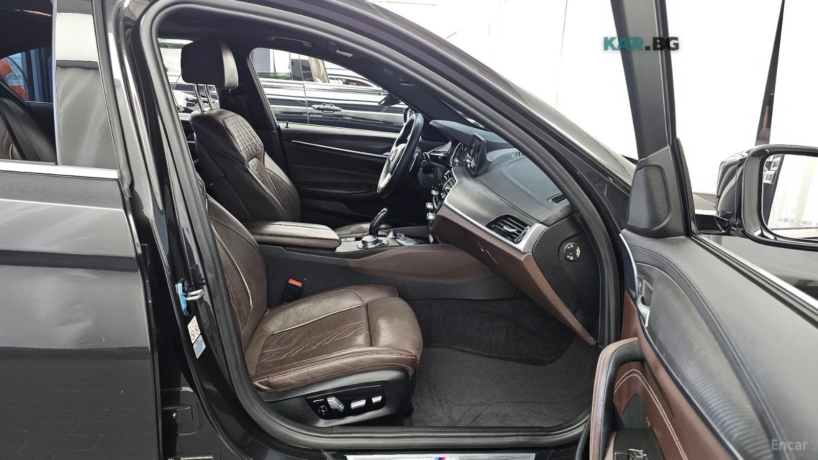 BMW 530 XDRIVE* MSPORT* КОЖА* ОБДУХВ* 360* ПАНО* HEAD UP, снимка 10 - Автомобили и джипове - 55335759