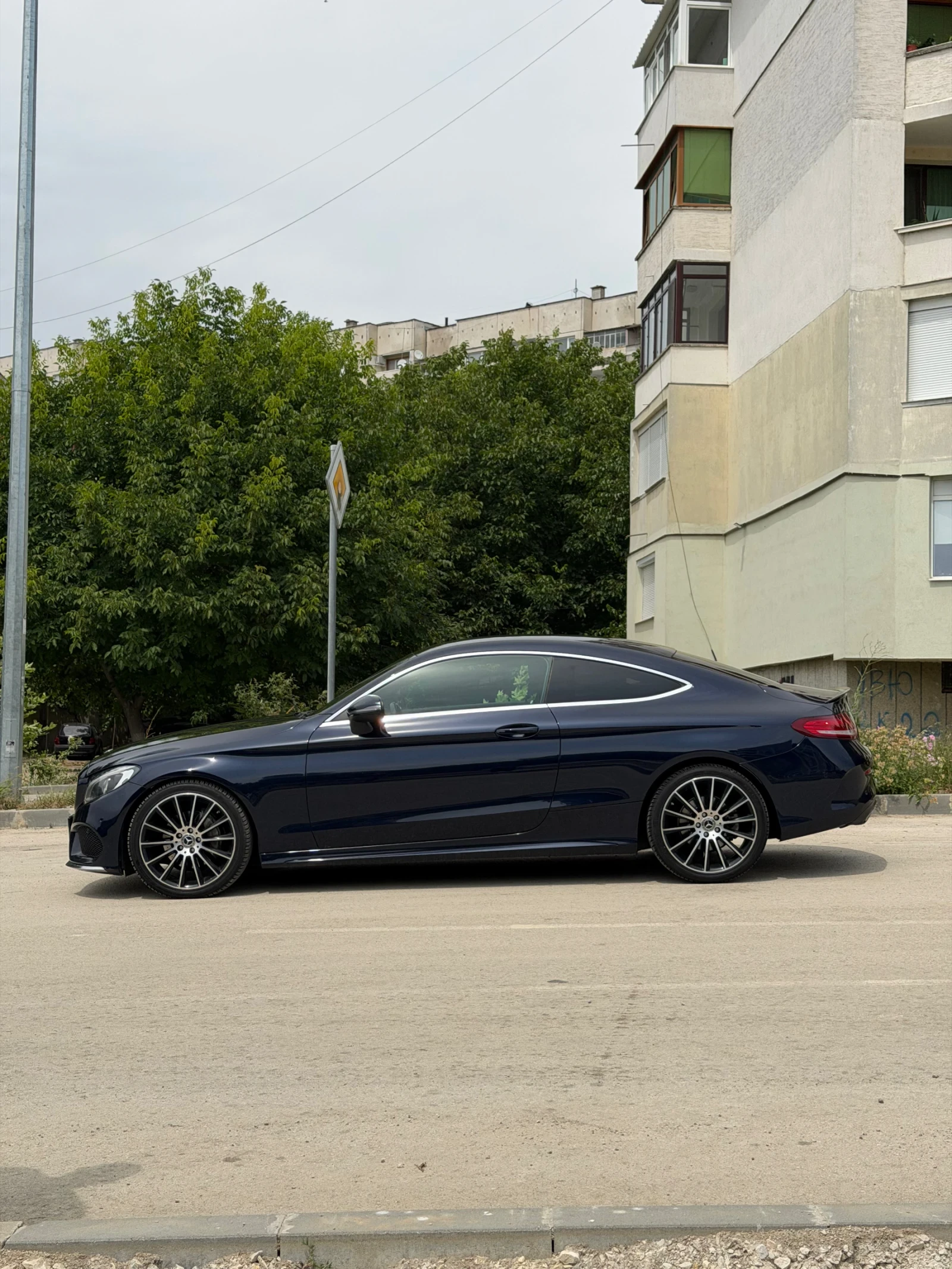Mercedes-Benz C 220, снимка 4 - Автомобили и джипове - 55410833
