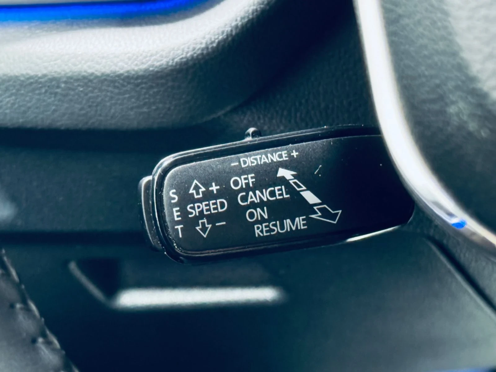 Skoda Octavia 2.0 tdi  First Edition, снимка 13 - Автомобили и джипове - 55433538