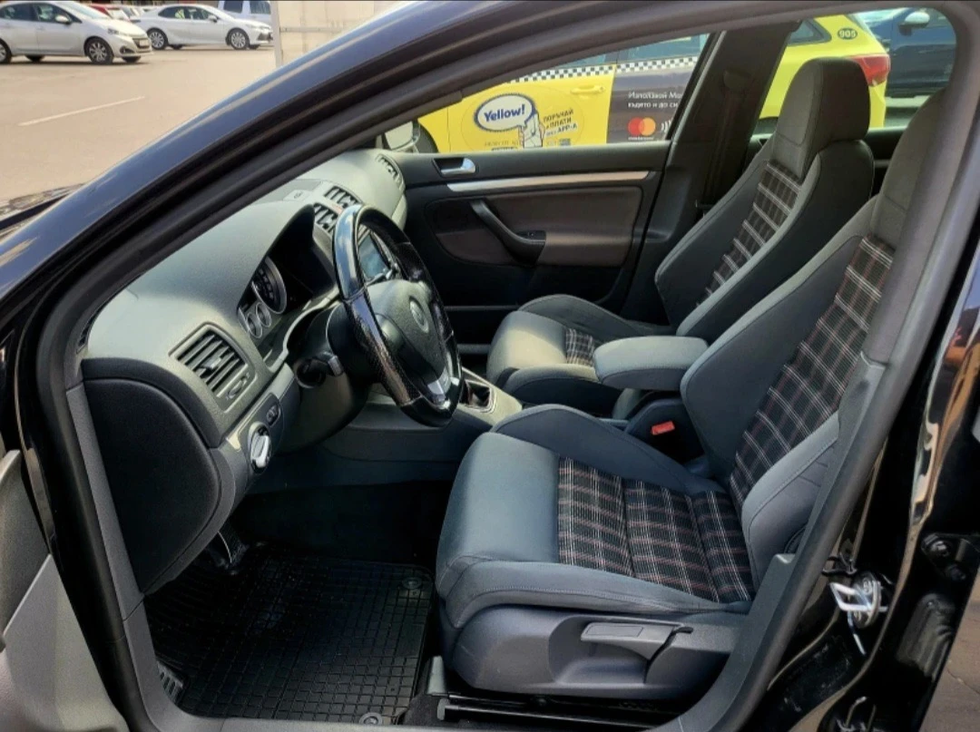 VW Golf, снимка 7 - Автомобили и джипове - 55480729