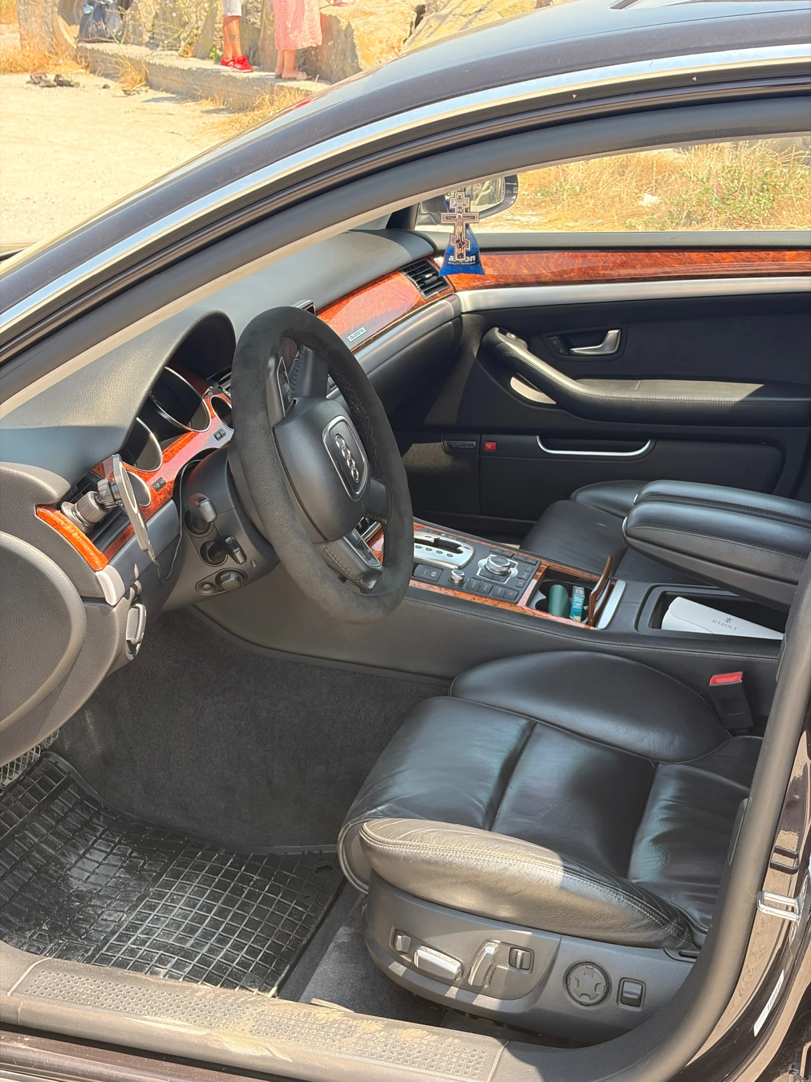 Audi A8 4.2TDi, снимка 5 - Автомобили и джипове - 55599136