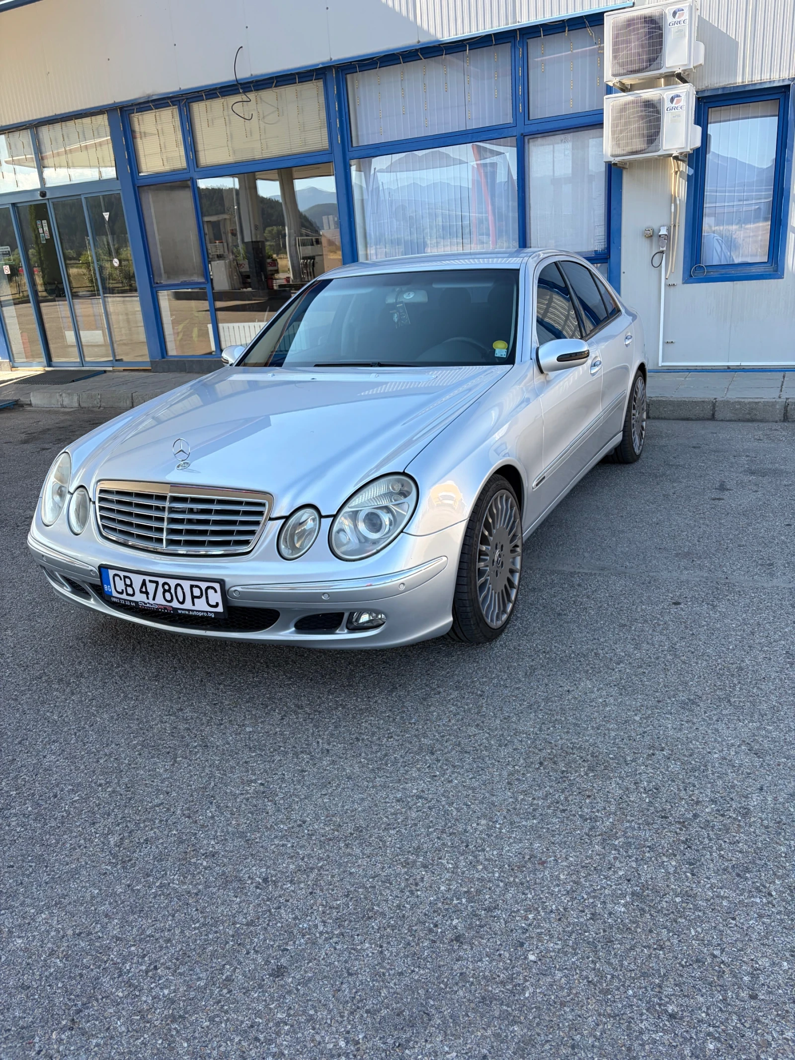Mercedes-Benz E 320 Е320 CDI V6, снимка 4 - Автомобили и джипове - 55676755